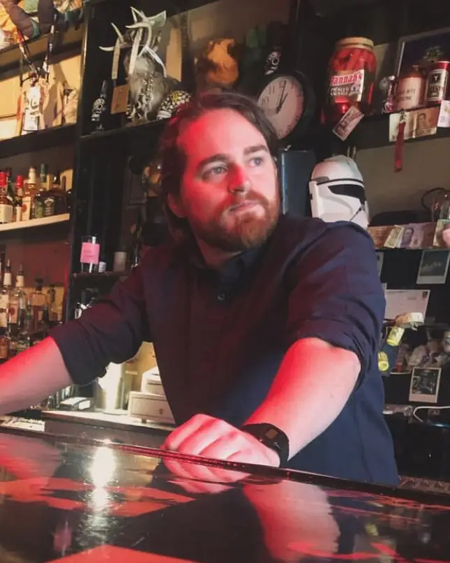 bartender at bar near me